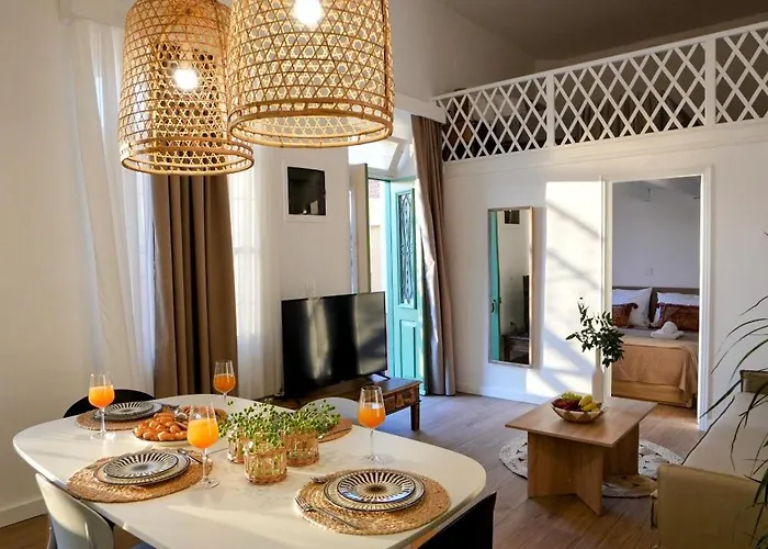 Bella Vista Ii シミ