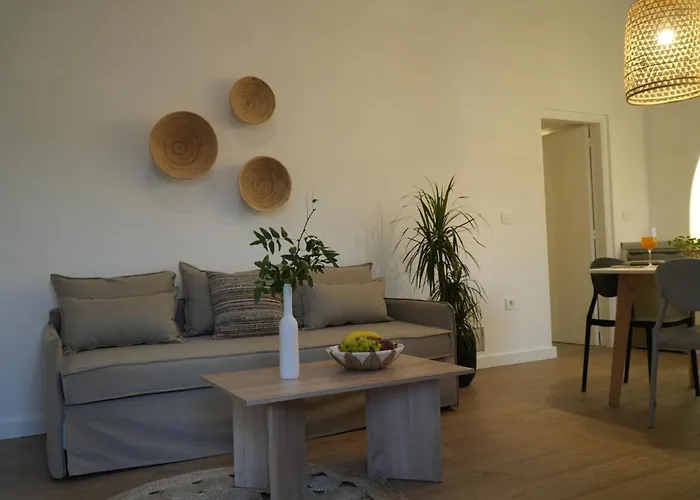 Bella Vista Ii * Sými